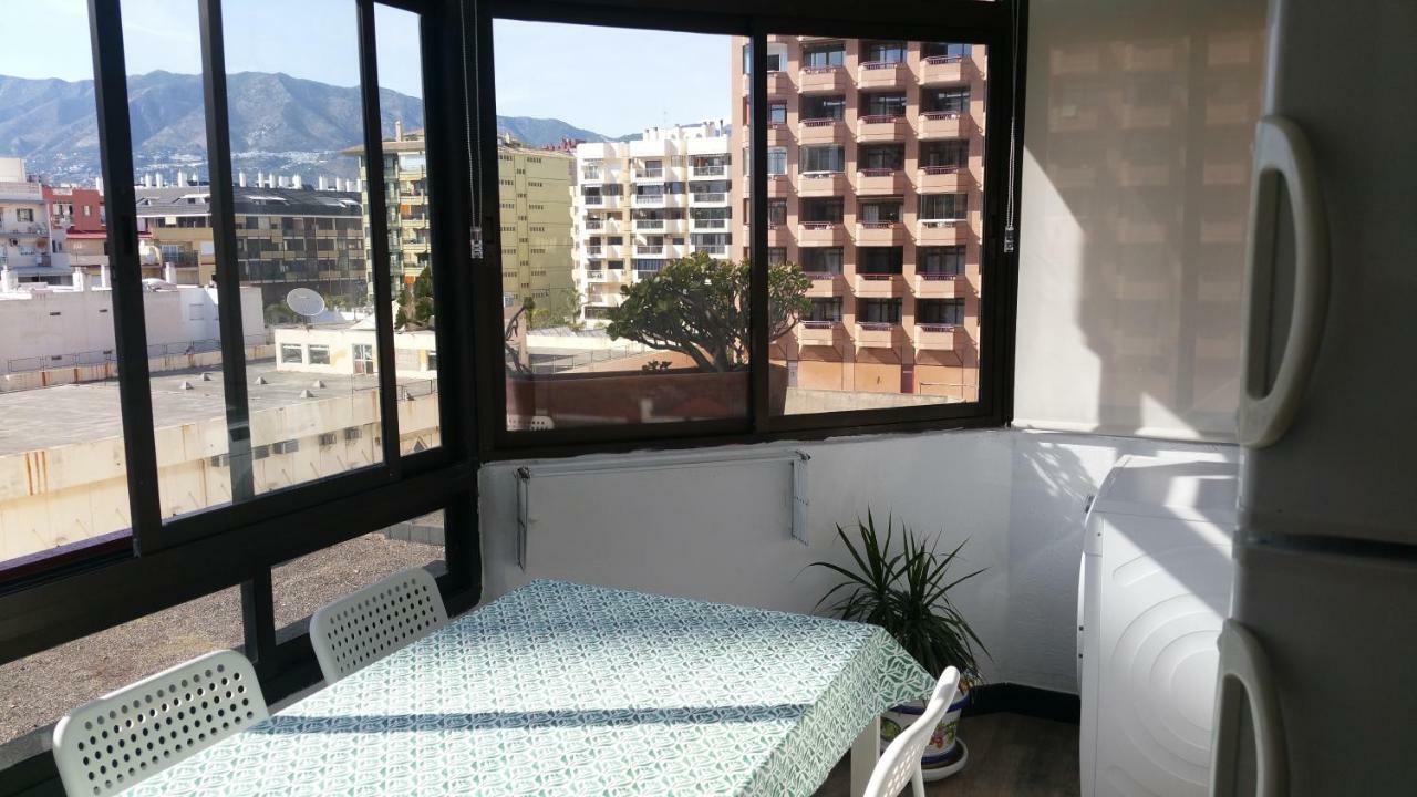 Apartamento Junto Al Puerto De Fuengirola Appartement Buitenkant foto